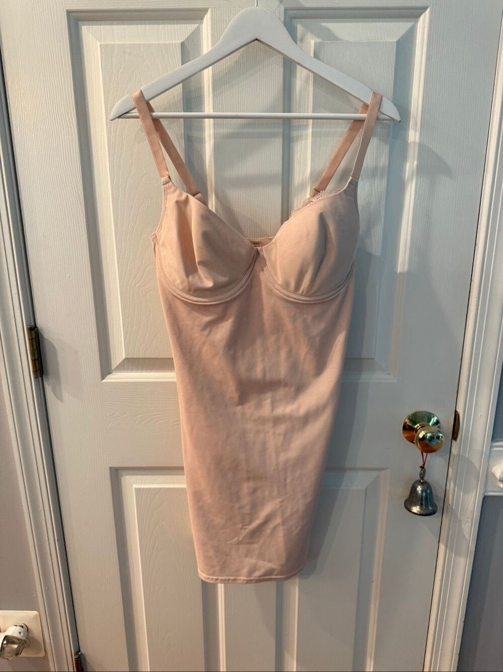 Flexees Full Nude Slip sz 40C EUC